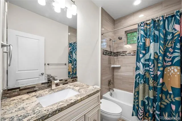 5372 W 68th Avenue Arvada, CO 80003