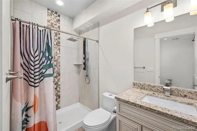 5372 W 68th Avenue Arvada, CO 80003