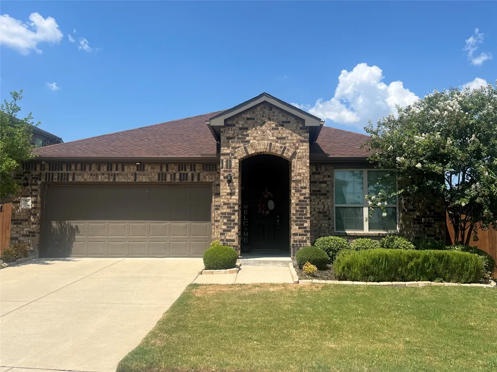 2914 Rosemount Lane Heartland, TX 75126