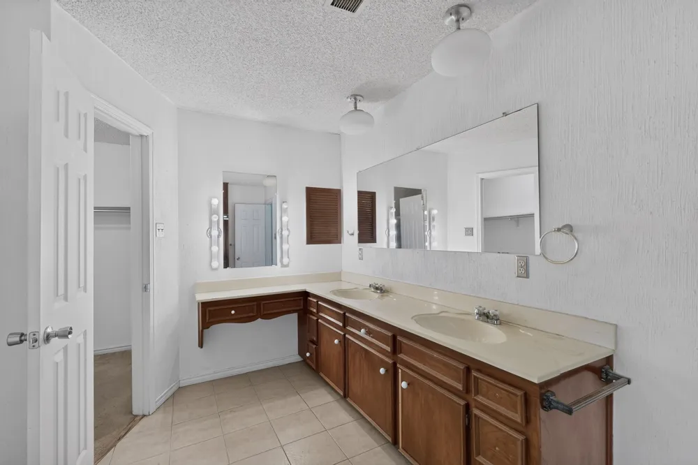7316 Stone Meadow Circle Rowlett, TX 75088