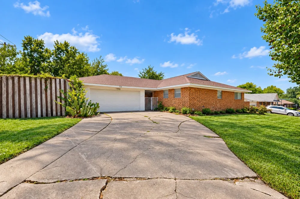 7316 Stone Meadow Circle Rowlett, TX 75088