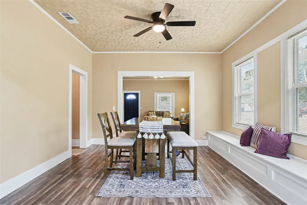 108 E Tyler Street Ennis, TX 75119