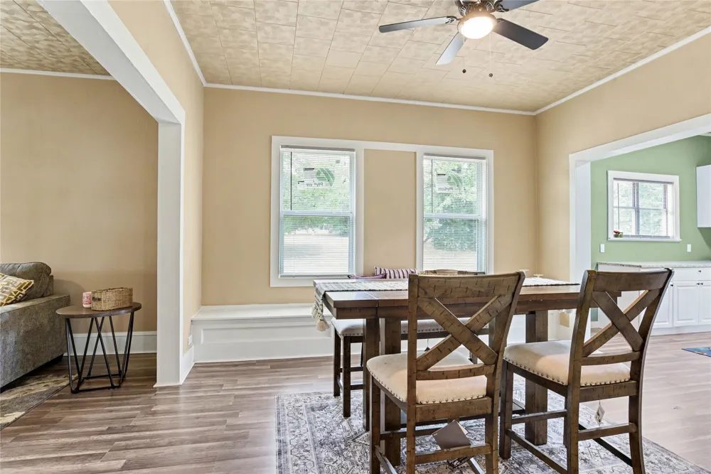 108 E Tyler Street Ennis, TX 75119