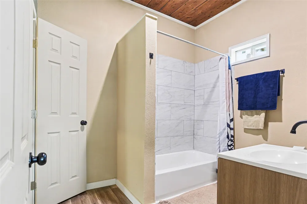 108 E Tyler Street Ennis, TX 75119