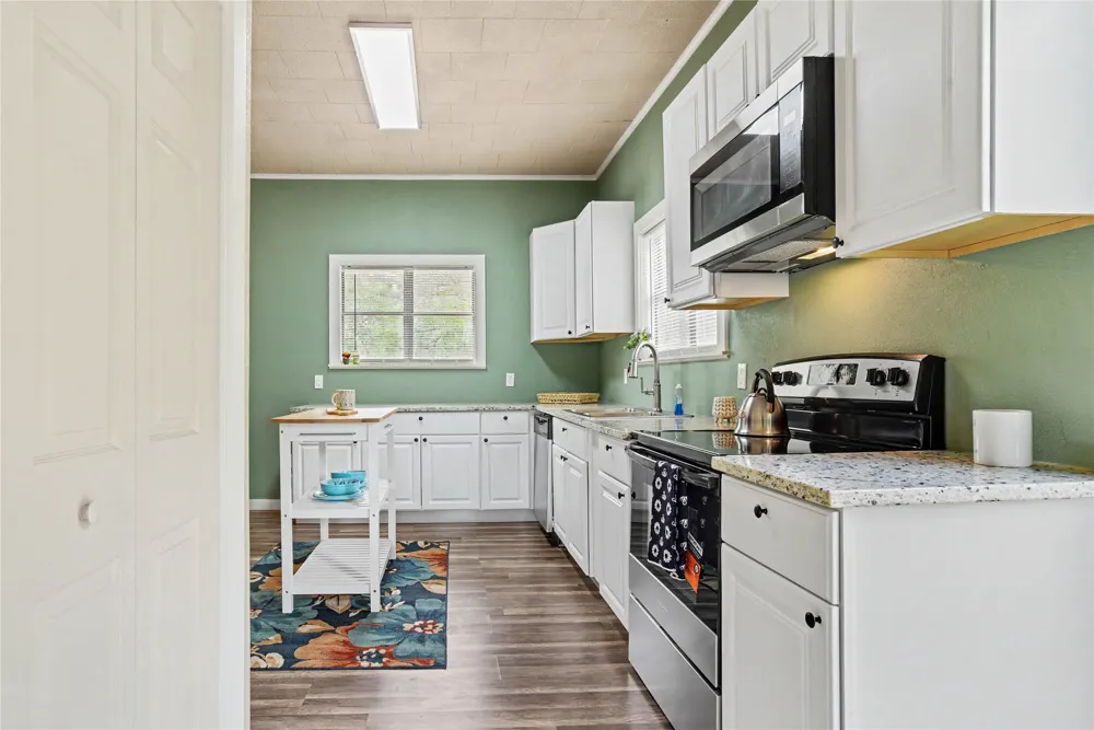 108 E Tyler Street Ennis, TX 75119