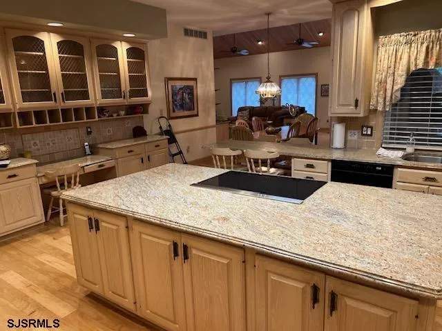 5 Casey Northfield, NJ 08225