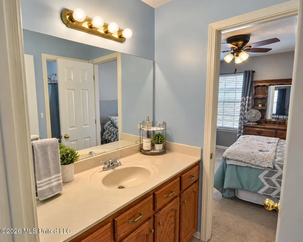 5322 Kalian Cove Southaven, MS 38671