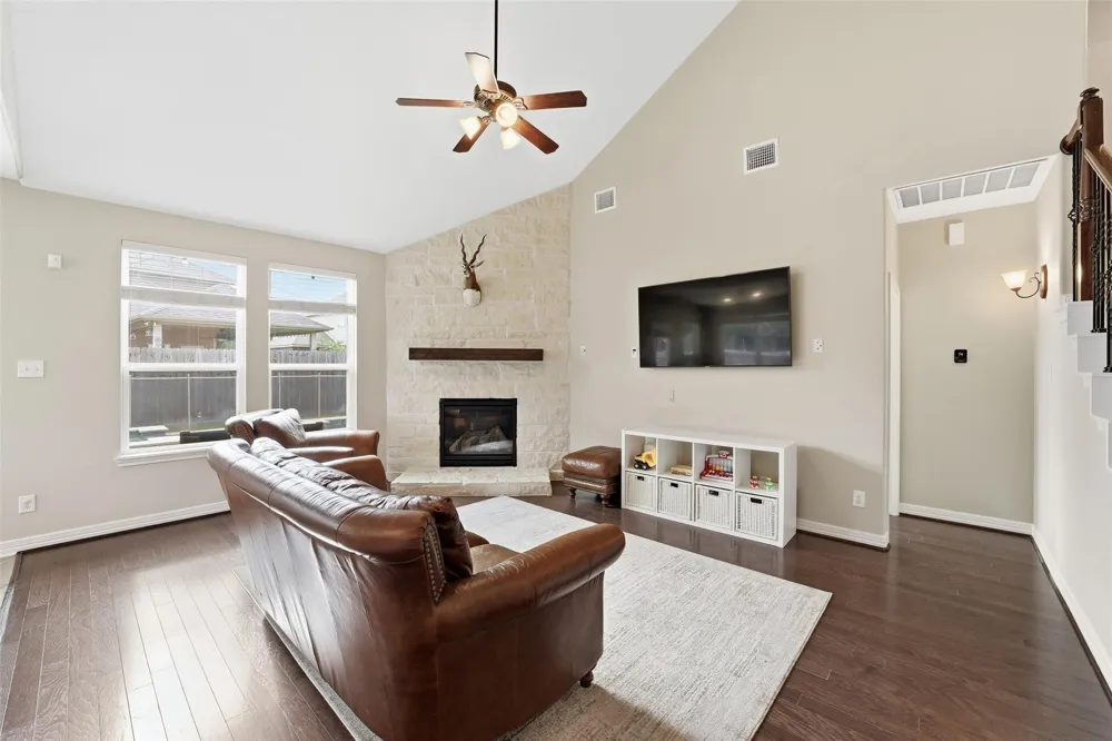 9982 Manor Spring Lane Brookshire, TX 77423