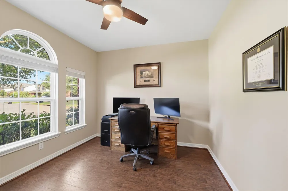 9982 Manor Spring Lane Brookshire, TX 77423