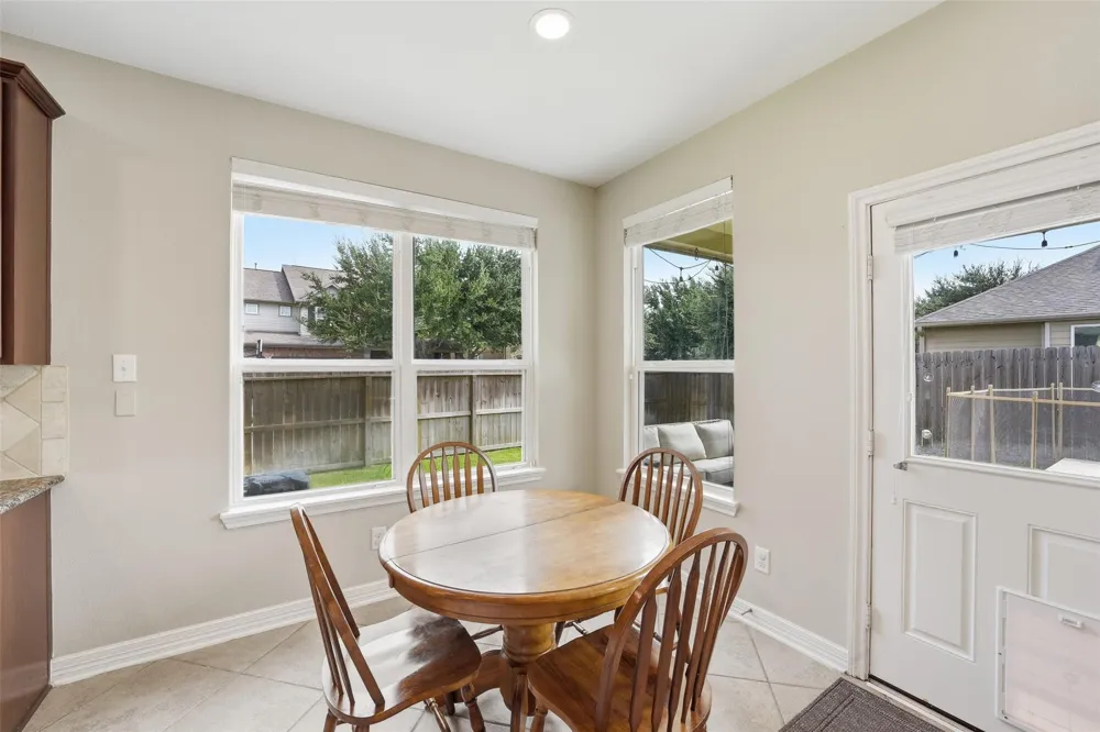 9982 Manor Spring Lane Brookshire, TX 77423
