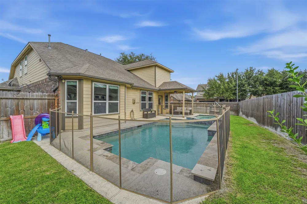 9982 Manor Spring Lane Brookshire, TX 77423