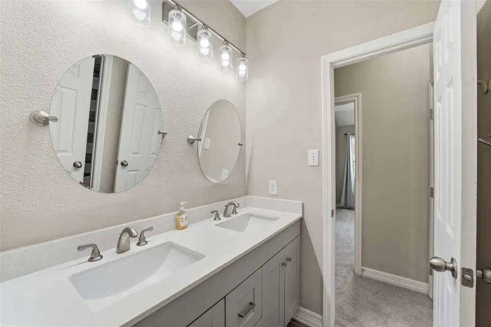 9982 Manor Spring Lane Brookshire, TX 77423