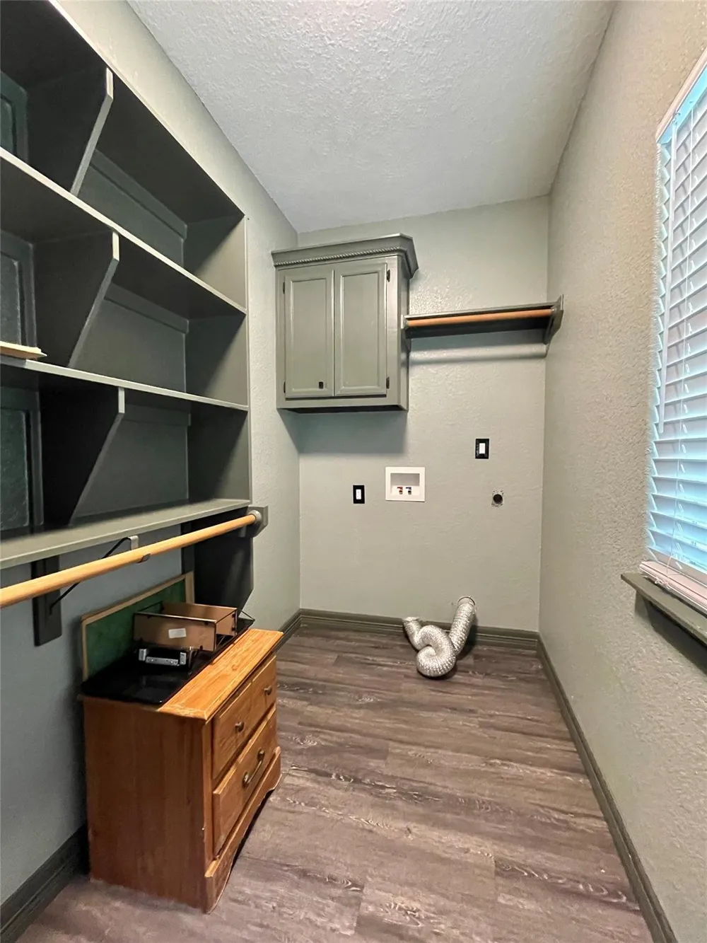 517 S Avenue G Freeport, TX 77541