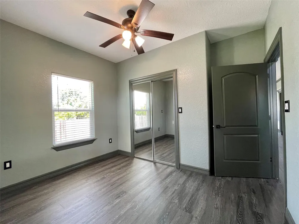517 S Avenue G Freeport, TX 77541