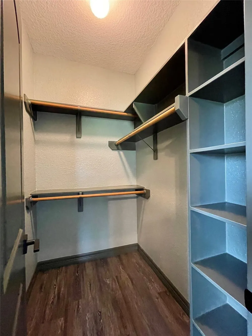 517 S Avenue G Freeport, TX 77541