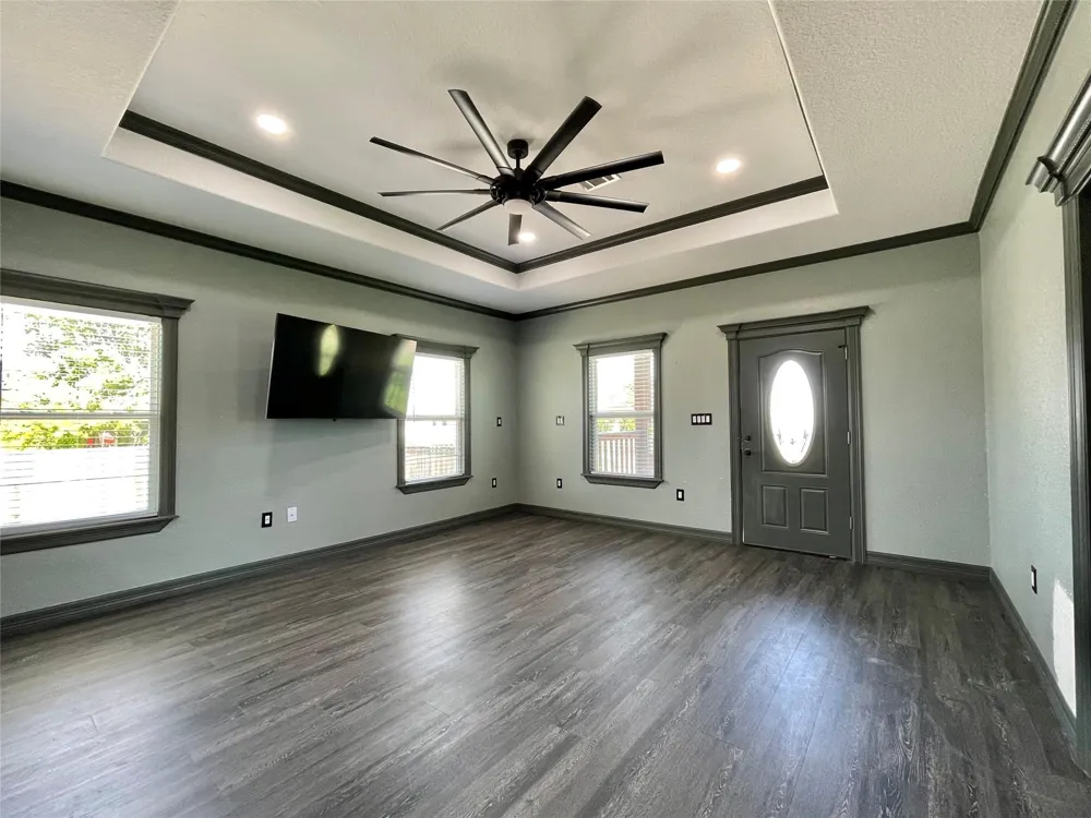 517 S Avenue G Freeport, TX 77541