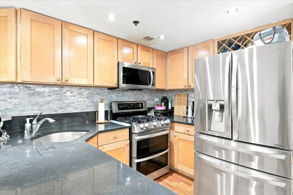 700 1ST ST Hoboken, NJ 07030