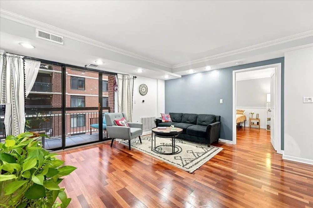 700 1ST ST Hoboken, NJ 07030