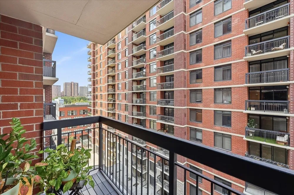 700 1ST ST Hoboken, NJ 07030