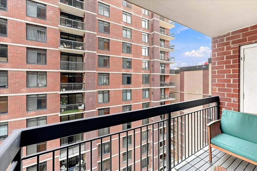 700 1ST ST Hoboken, NJ 07030