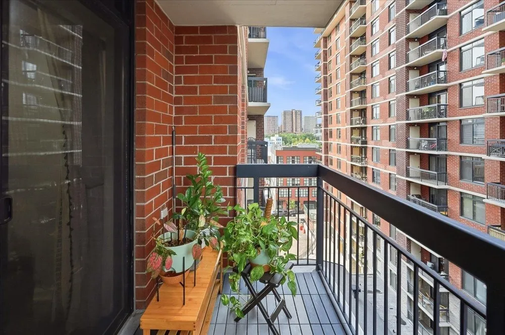 700 1ST ST Hoboken, NJ 07030