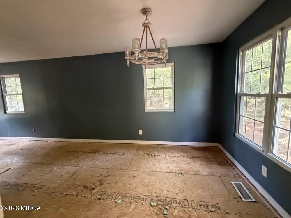 175 Collins Road Fort Valley, GA 31030