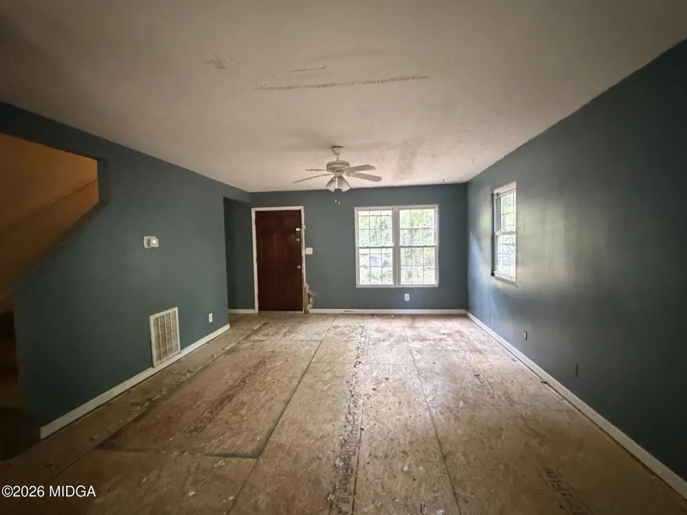 175 Collins Road Fort Valley, GA 31030