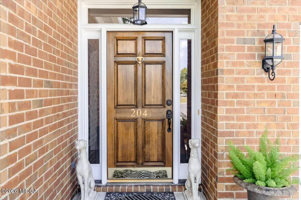 204 W Breckinridge Macon, GA 31210