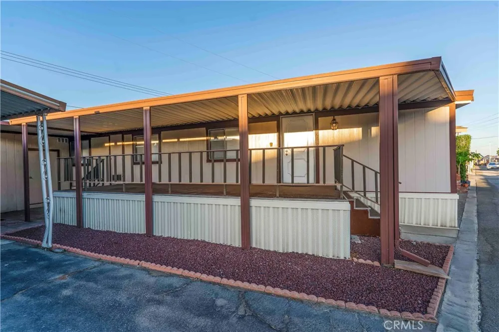 12737 E Roscrans #94 Norwalk, CA 90650