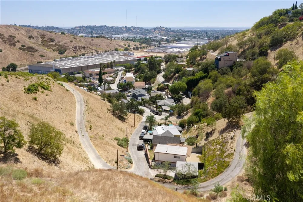 4000 Rising Drive Los Angeles, CA 90032