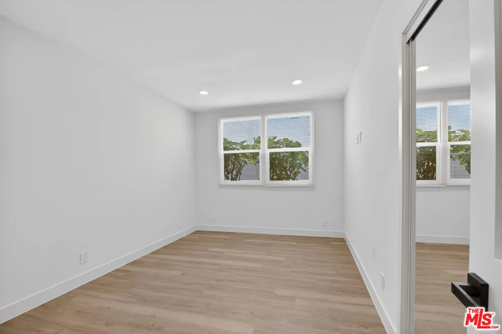 134 S Edgemont Street Los Angeles, CA 90004
