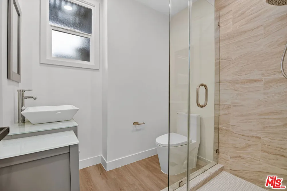134 S Edgemont Street Los Angeles, CA 90004