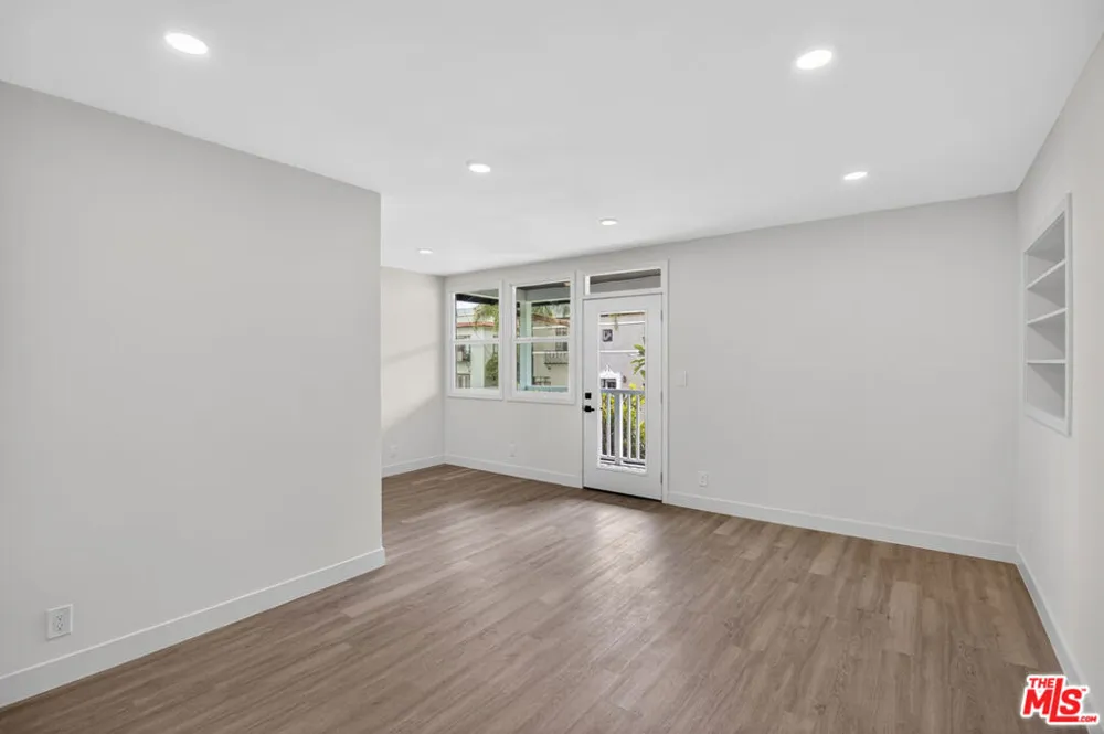 134 S Edgemont Street Los Angeles, CA 90004