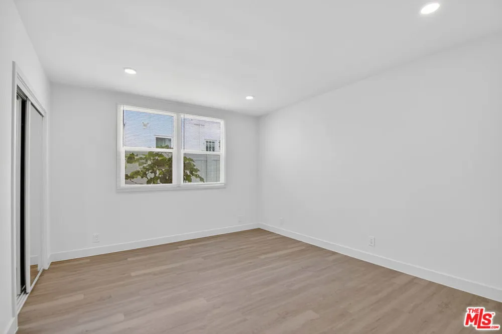 134 S Edgemont Street Los Angeles, CA 90004
