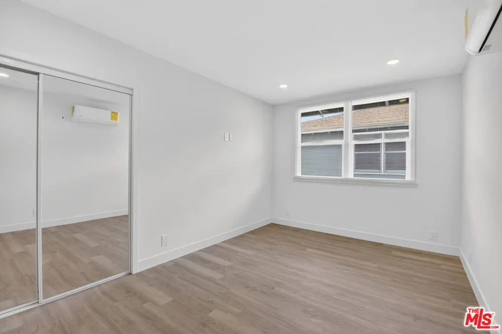 134 S Edgemont Street Los Angeles, CA 90004