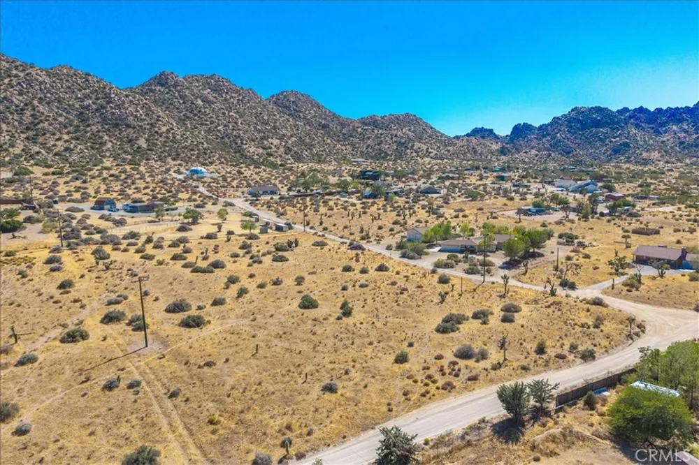 53175 Annie Oakley Pioneertown, CA 92268