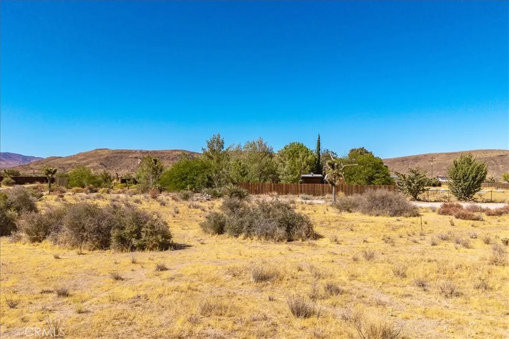 53175 Annie Oakley Pioneertown, CA 92268