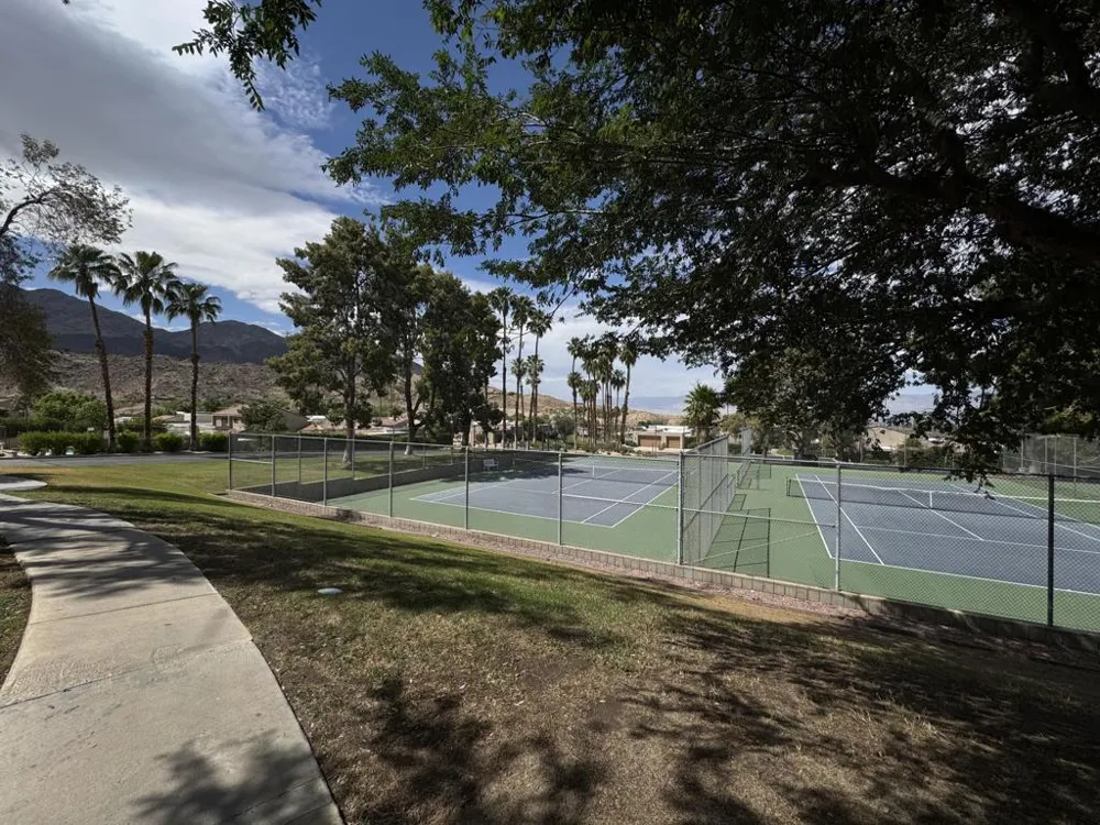48728 Desert Flower Drive Palm Desert, CA 92260