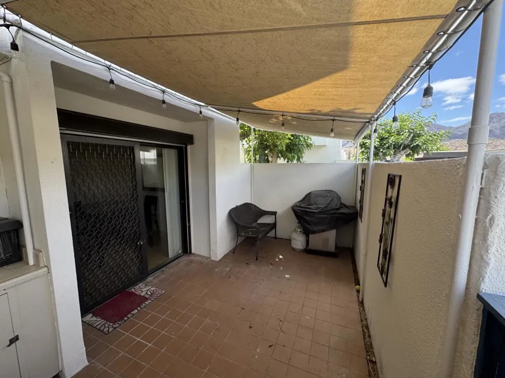 48728 Desert Flower Drive Palm Desert, CA 92260