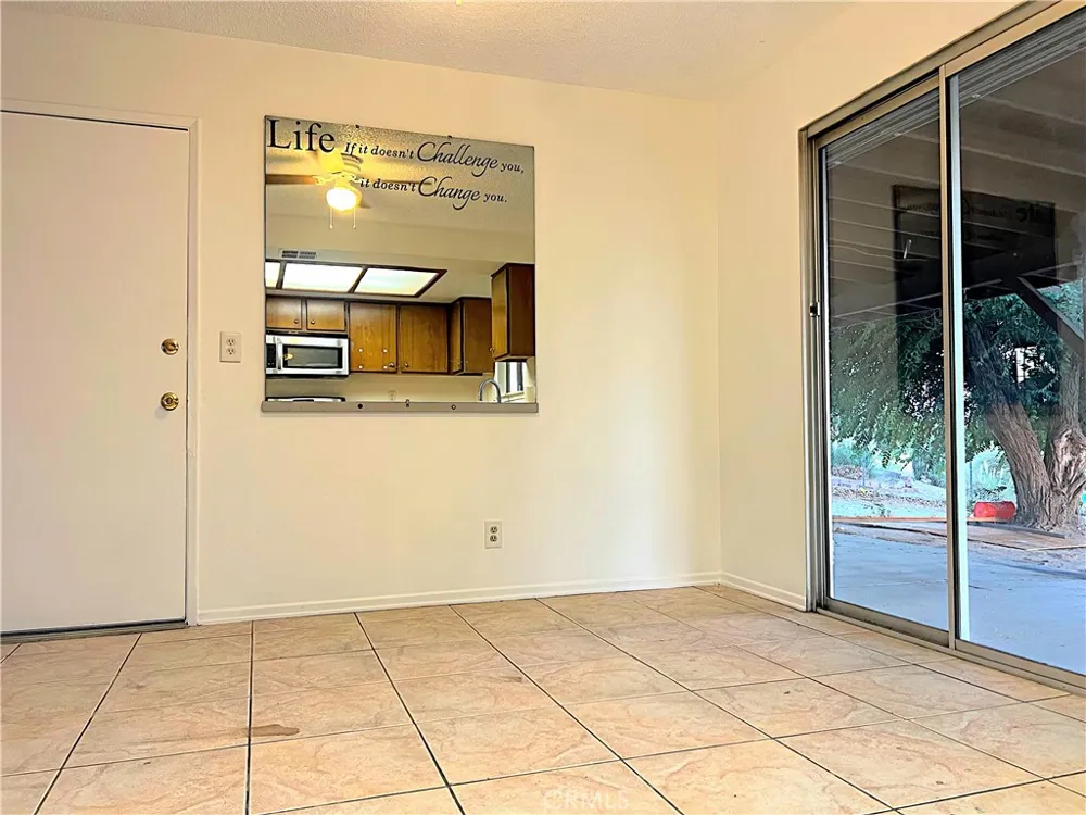 15328 E Avenue Q1 Lake Los Angeles, CA 93591