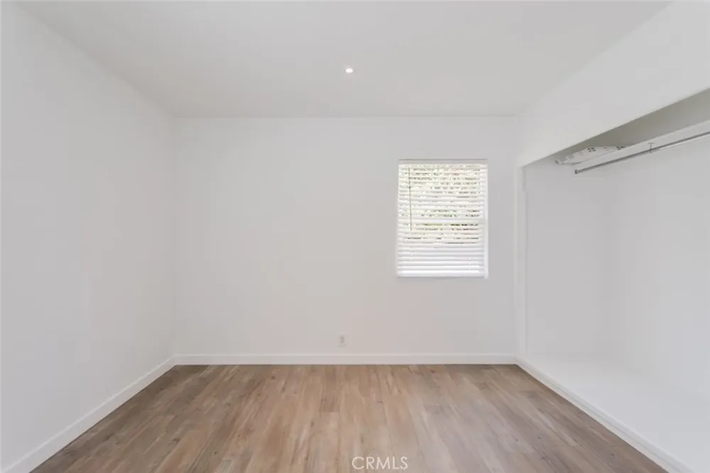 8547 Louise Avenue Sherwood Forest, CA 91325
