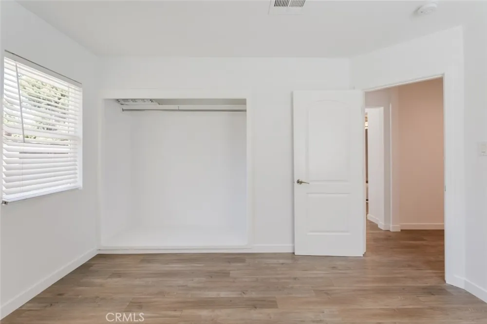 8547 Louise Avenue Sherwood Forest, CA 91325