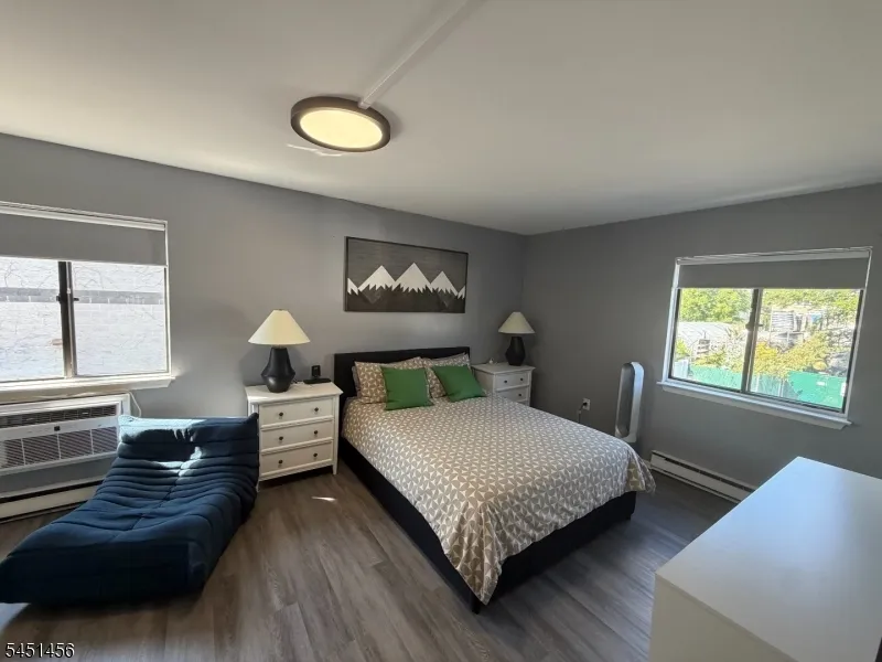 293 Main Street U-2 #2 E Unit 2 E Belleville, NJ 07109