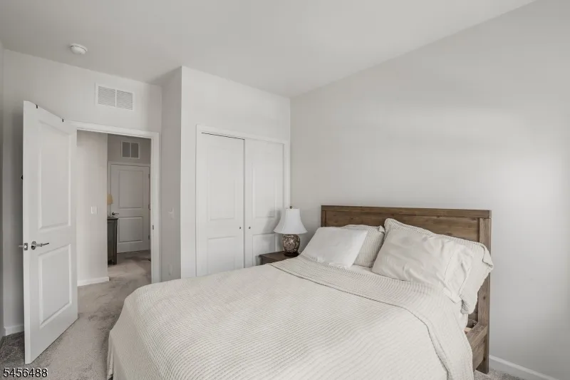 7 Sternadori Rd #7 Unit 7 Somerville, NJ 08876