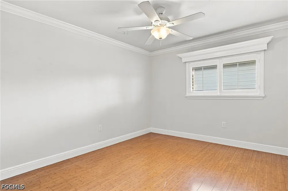 Cypress Way E #4 Naples, FL 34110