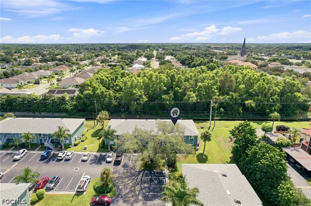 Cypress Way E #4 Naples, FL 34110