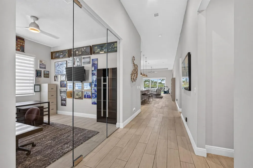 9945 Regency Way Palm Beach Gardens, FL 33412