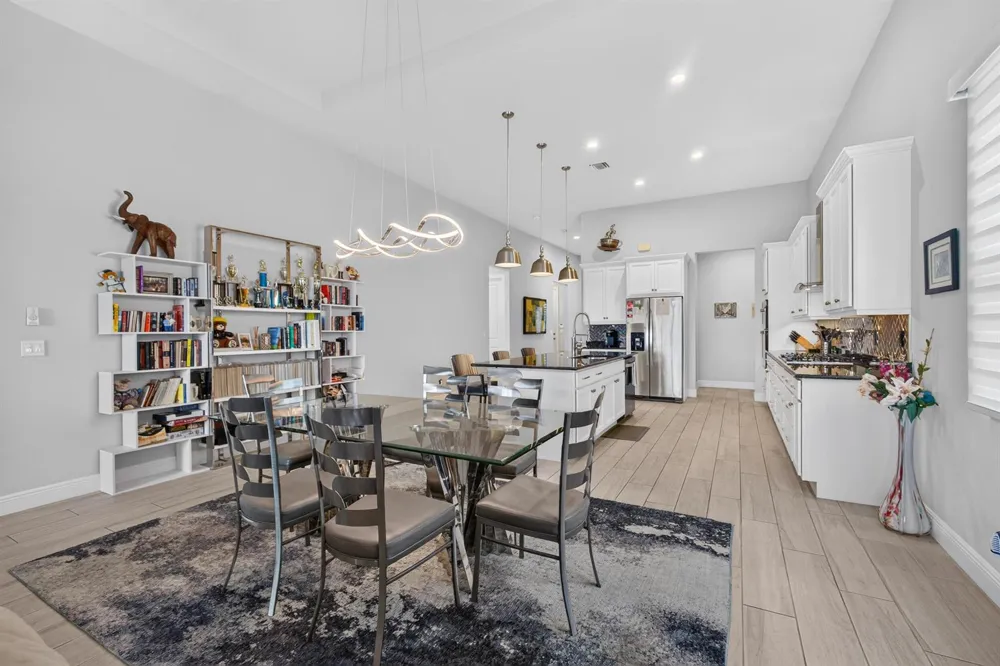 9945 Regency Way Palm Beach Gardens, FL 33412