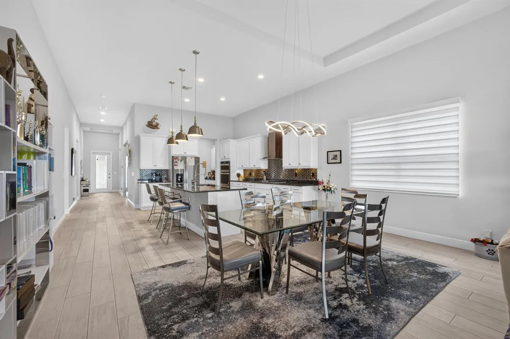 9945 Regency Way Palm Beach Gardens, FL 33412