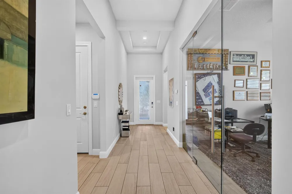 9945 Regency Way Palm Beach Gardens, FL 33412